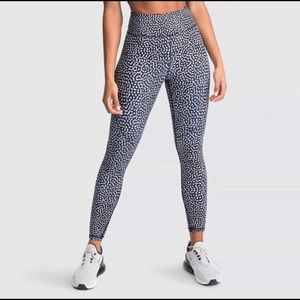 Doyoueven excel leggings small